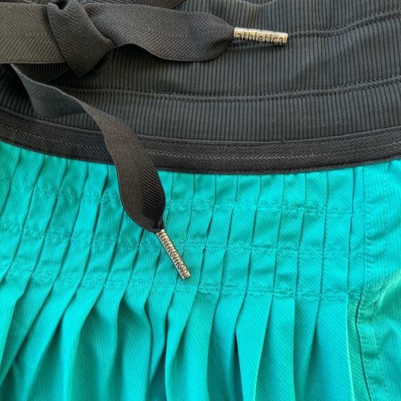 Lululemon Skort - Picture 3 of 8